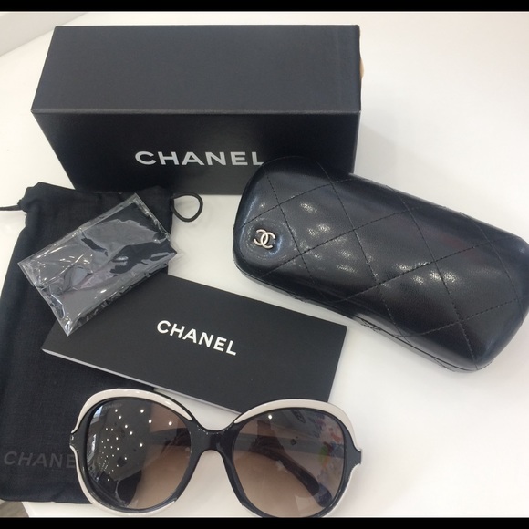 Chanel black&white Sunglasses - Picture 2 of 10